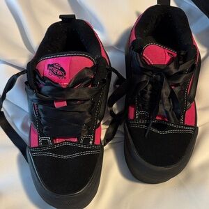 Vans Sneakers in Pink and Black